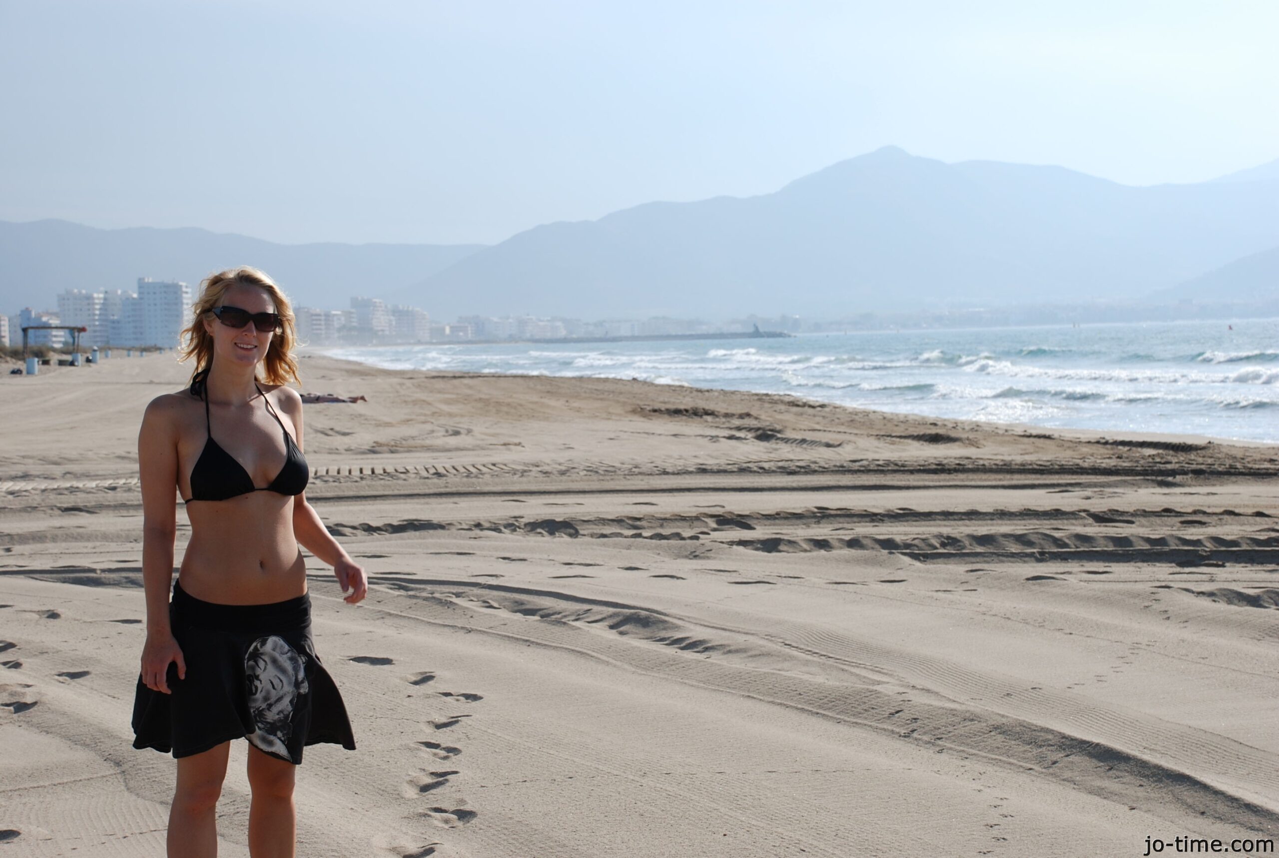 You are currently viewing Confession Anonyme : Mon Orgasme Interdit dans l’Ascenseur de Glasgow