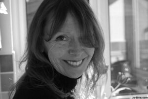 Read more about the article Confession brûlante : Ma masturbation sauvage dans la salle de bain de Steph