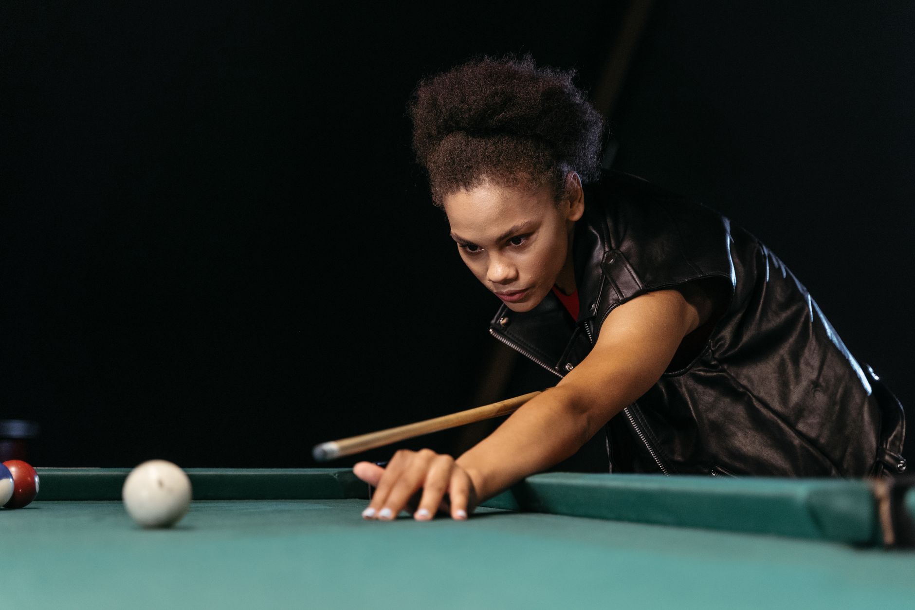 Read more about the article Confession Interdite : La Baise Sauvage au Casino qui a Tout Changé